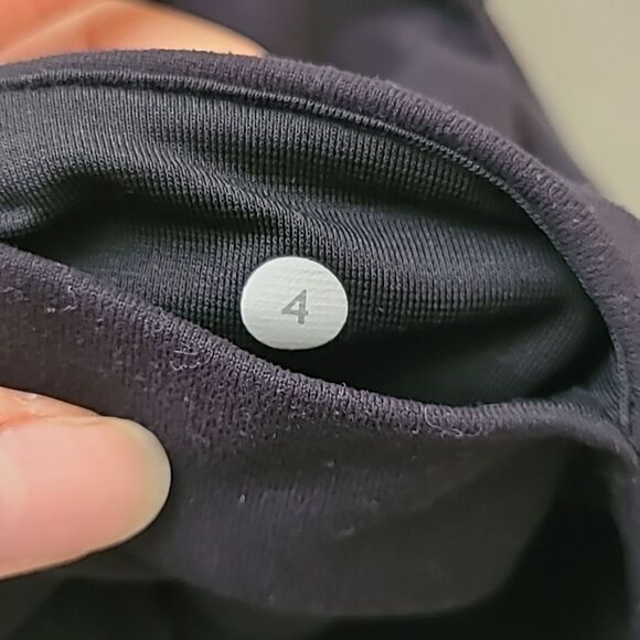 lululemon athletica Black Leggings 4 - Picture 6 of 6